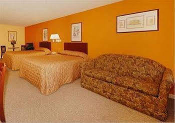 Motel Red Roof - Graceland Airport 2*